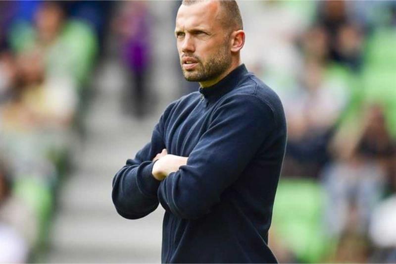 Ajax zoekt nieuwe coach na ontslag Heitinga Ook in Wereld
